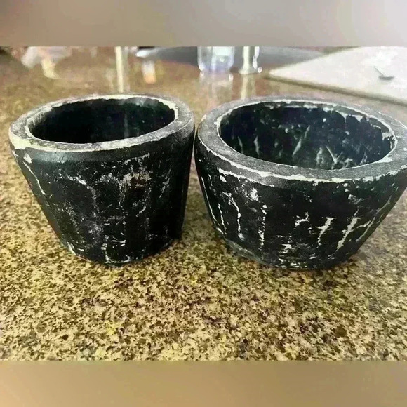 Set of black granite small bowl, with distress texture - Picture 1 of 3